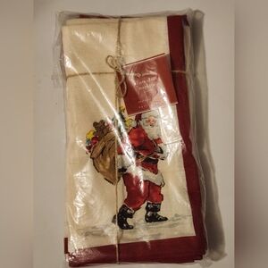Pottery Barn Santa Claus Napkins 20x20 Set of 4 New in Package with Tags